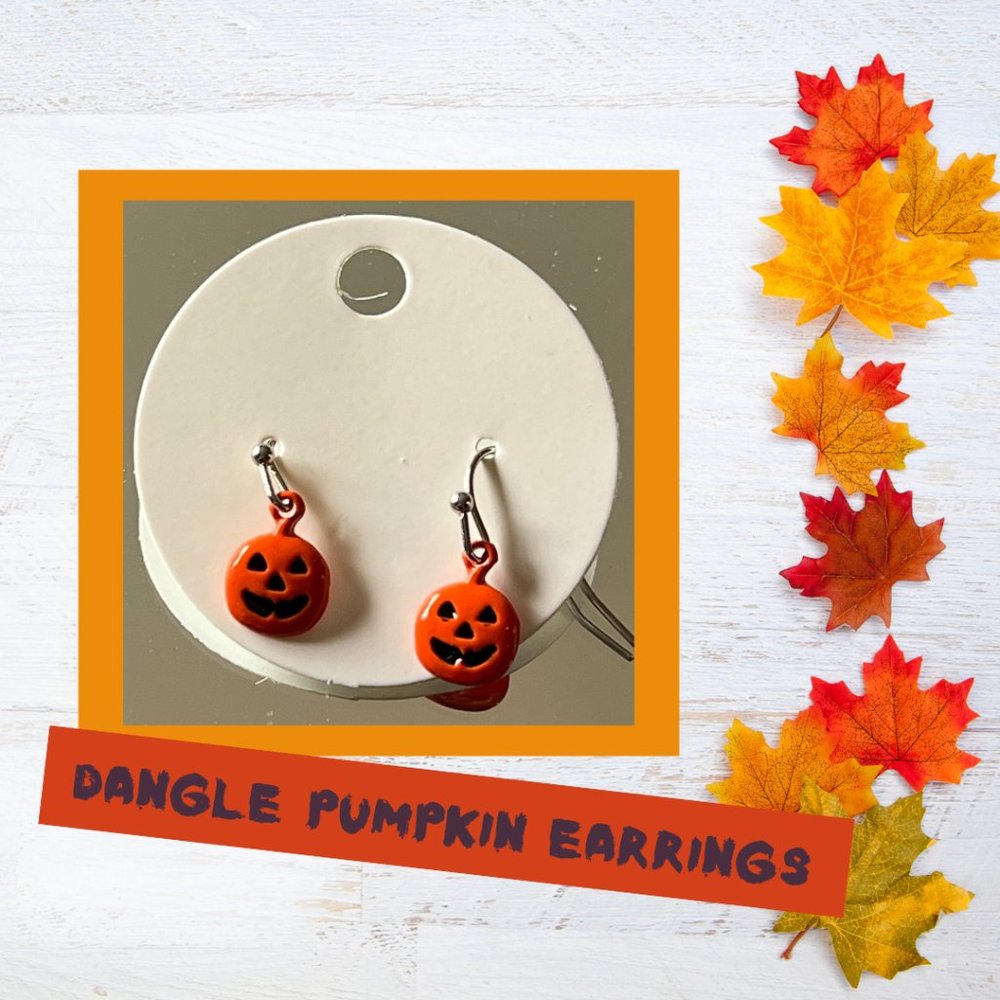 4/$20 Fun Dangle Orange Pumpkin Earrings  ~ NEW
